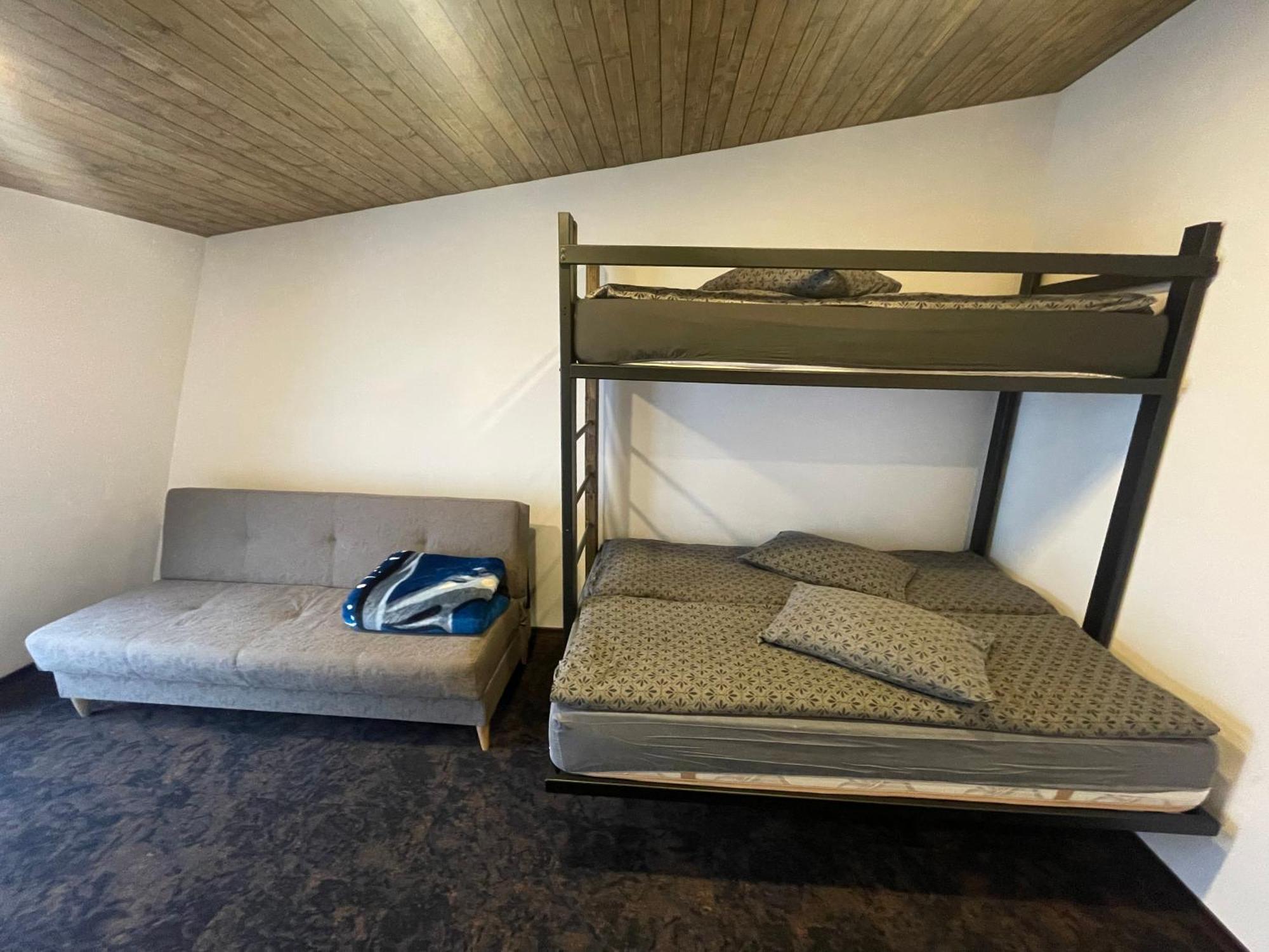 Ozone Lodge Petrosani